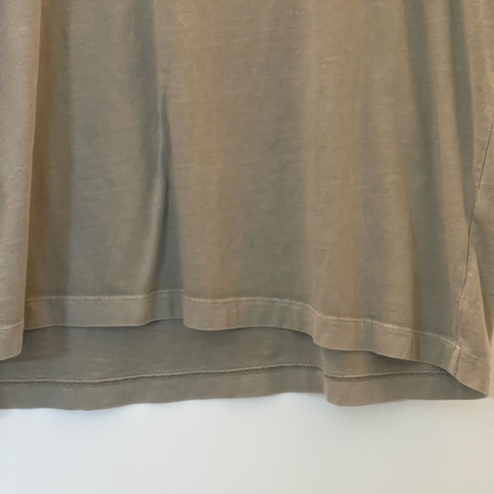 Guess Tee - Picture 4 of 5